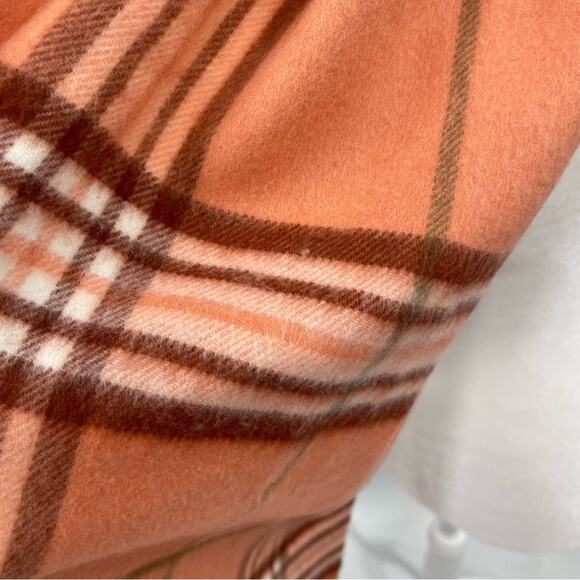 V. Fraas Cashmink Scarf Peach Plaid Rectangle Fringe Preppy Boho Casual Cozy - Picture 4 of 5